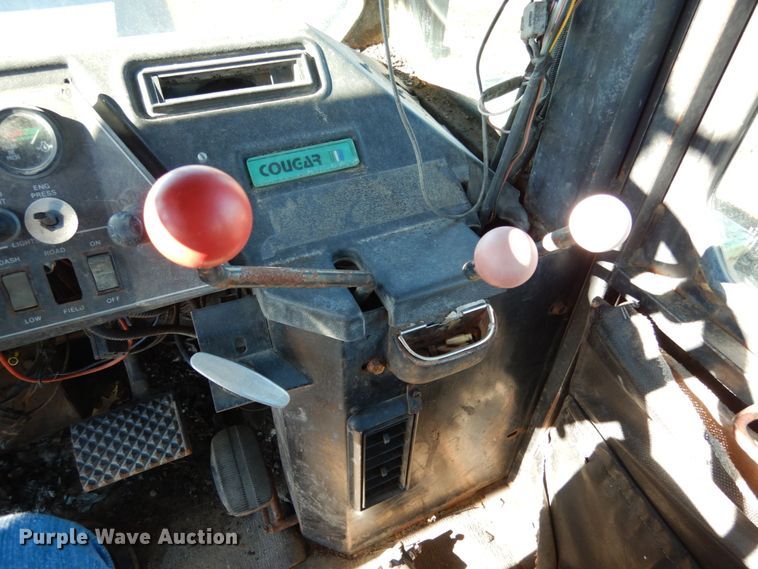 image for item JK9809 1976 Steiger Cougar III ST251  4WD tractor