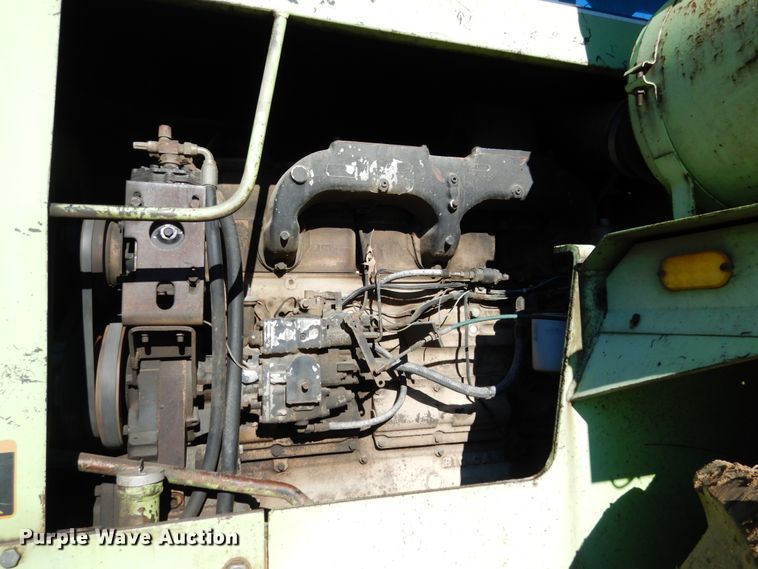 image for item JK9809 1976 Steiger Cougar III ST251  4WD tractor