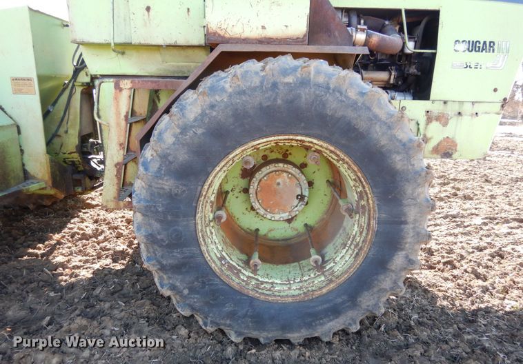 image for item JK9809 1976 Steiger Cougar III ST251  4WD tractor