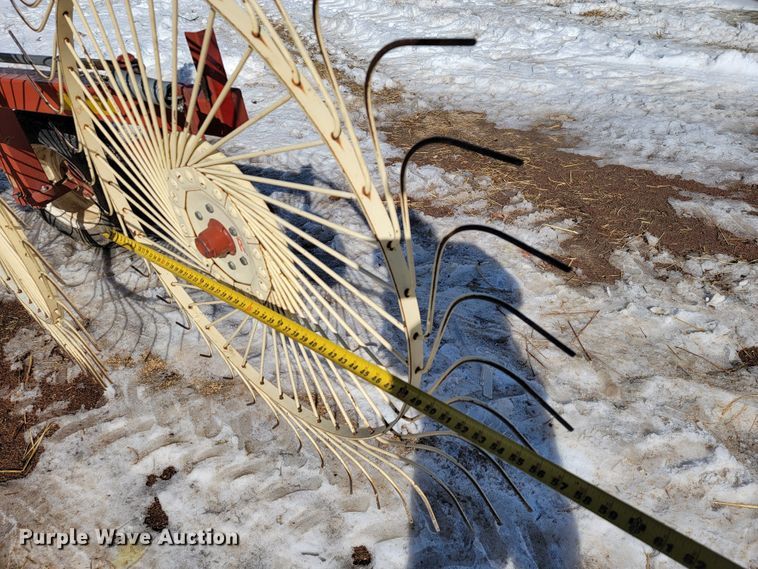 image for item JP9031 Hesston 5021  hay rake