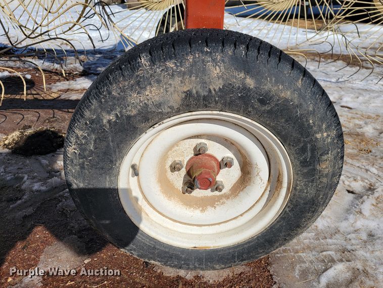 image for item JP9031 Hesston 5021  hay rake