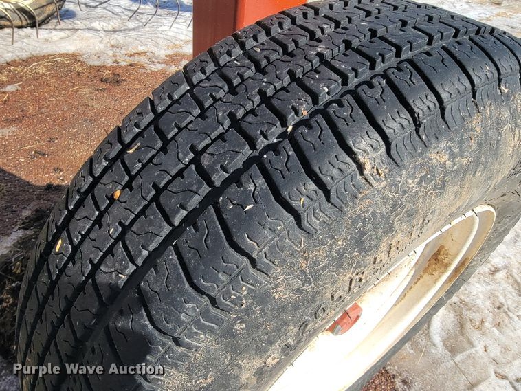 image for item JP9031 Hesston 5021  hay rake