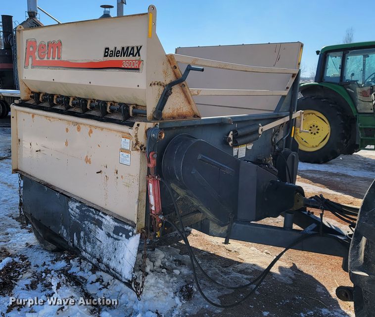 image for item JP9033 Rem BaleMAX 3600R  bale processor