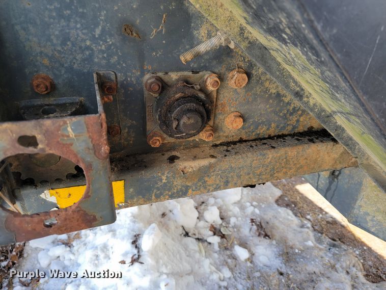 image for item JP9033 Rem BaleMAX 3600R  bale processor