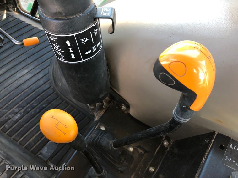 image for item JS9716 2013 John Deere 5065E  tractor