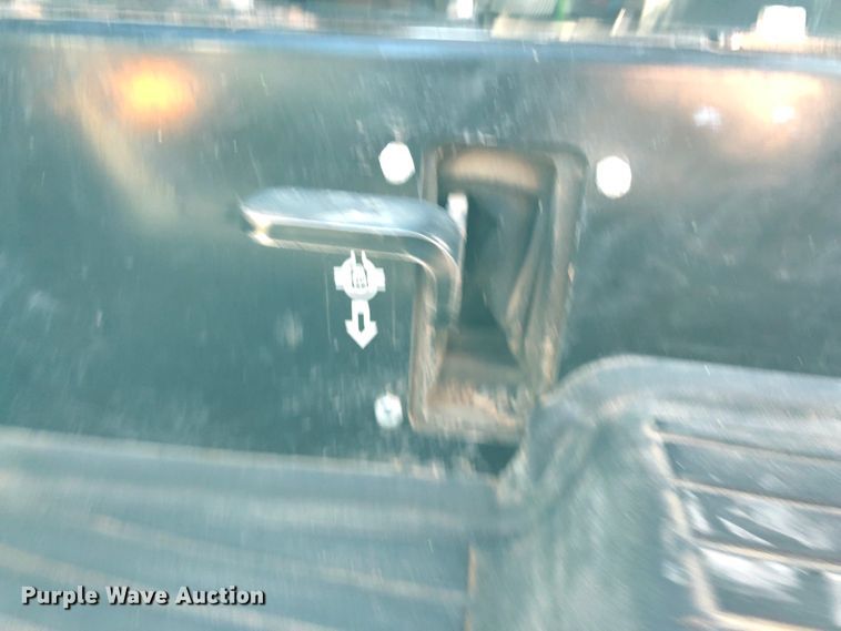 image for item JS9716 2013 John Deere 5065E  tractor