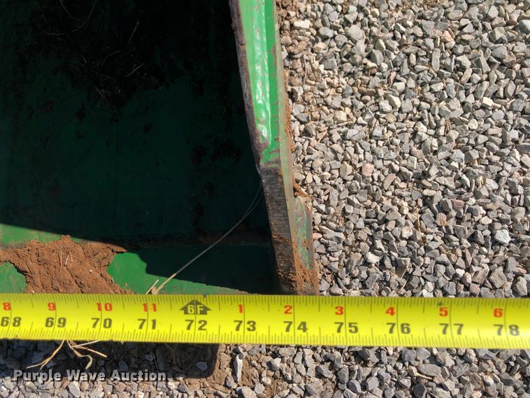 image for item JS9716 2013 John Deere 5065E  tractor