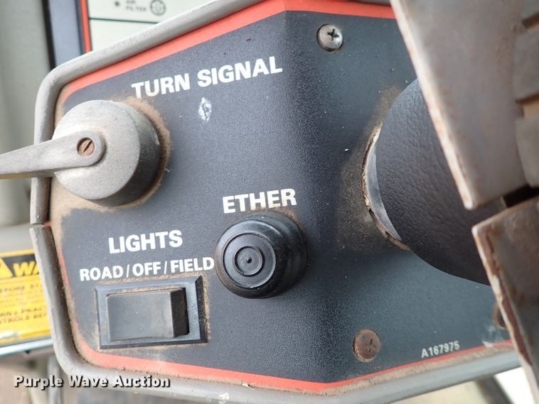 image for item JT9981 Case IH 2394  tractor