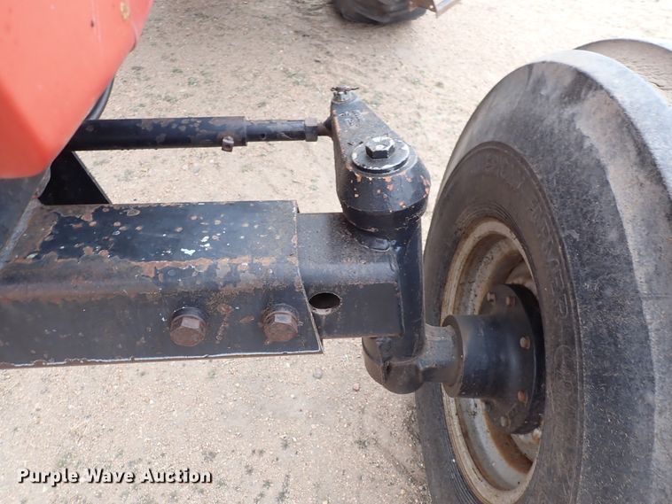 image for item JT9981 Case IH 2394  tractor