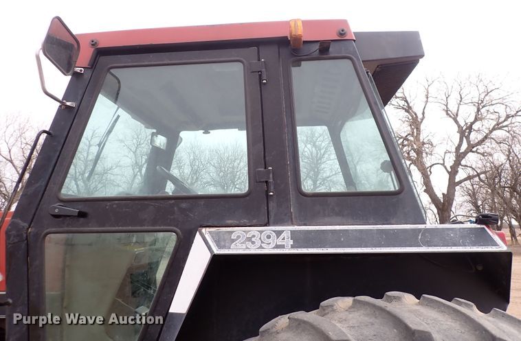 image for item JT9981 Case IH 2394  tractor