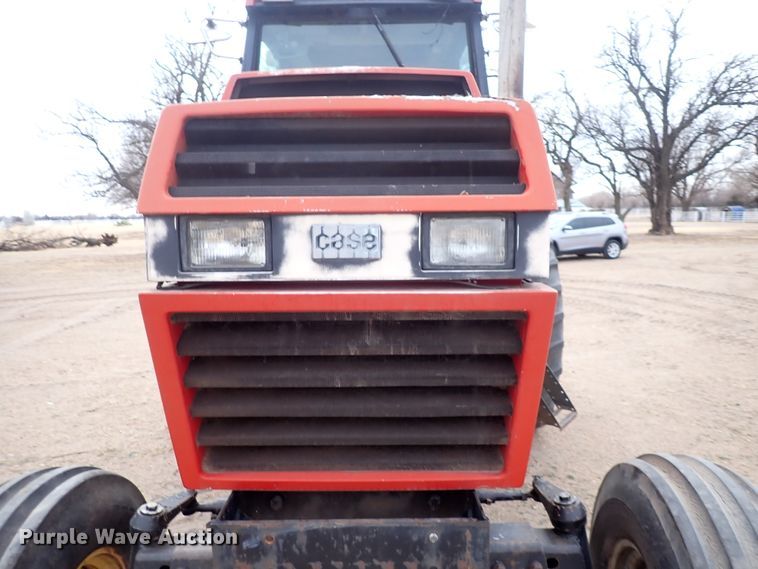 image for item JT9981 Case IH 2394  tractor