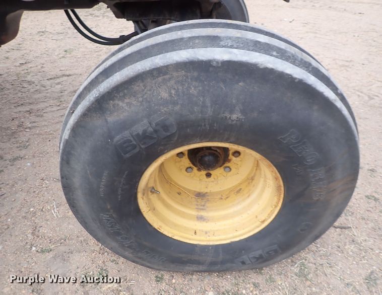 image for item JT9981 Case IH 2394  tractor