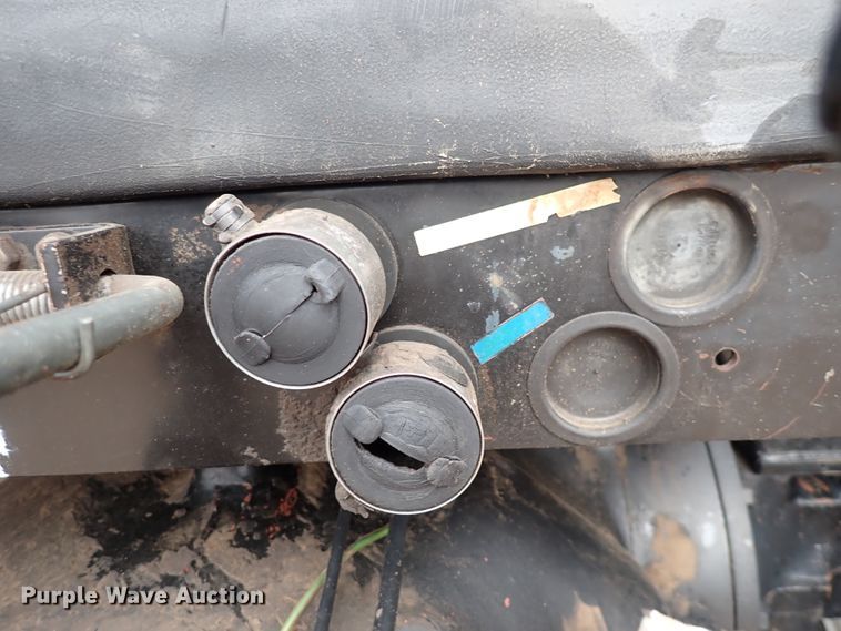 image for item JT9981 Case IH 2394  tractor