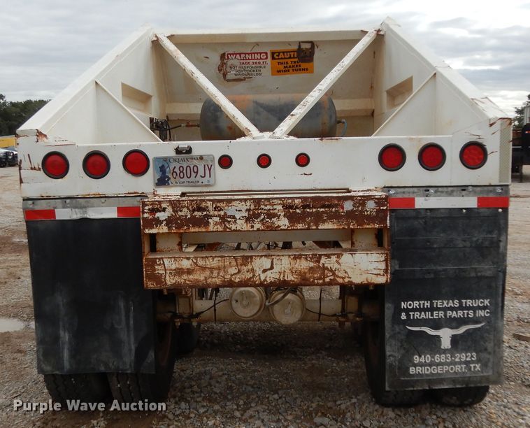 image for item DF0295 2013 Dakota  bottom dump trailer