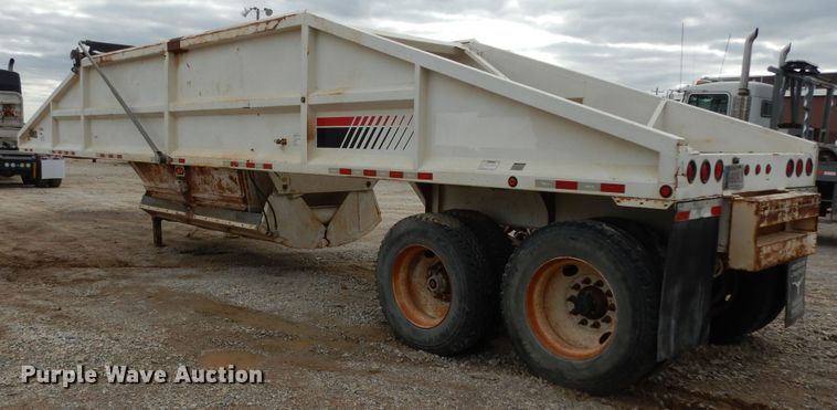 image for item DF0295 2013 Dakota  bottom dump trailer
