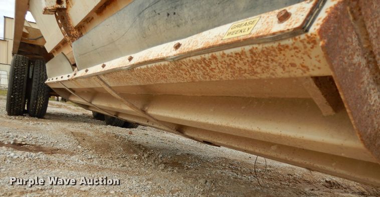 image for item DF0295 2013 Dakota  bottom dump trailer