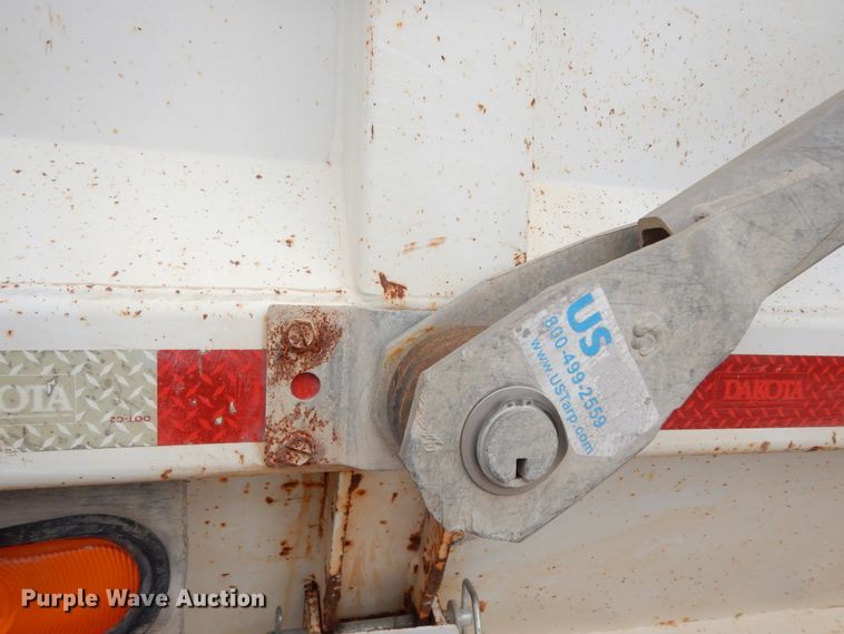 image for item DF0295 2013 Dakota  bottom dump trailer