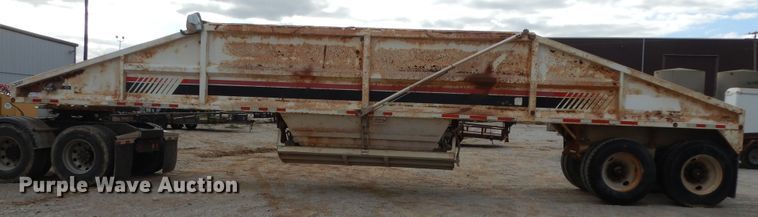 image for item DF0296 2013 Dakota  bottom dump trailer