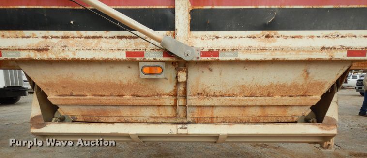 image for item DF0296 2013 Dakota  bottom dump trailer