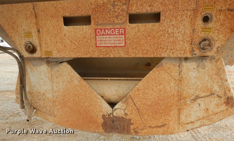 image for item DF0296 2013 Dakota  bottom dump trailer