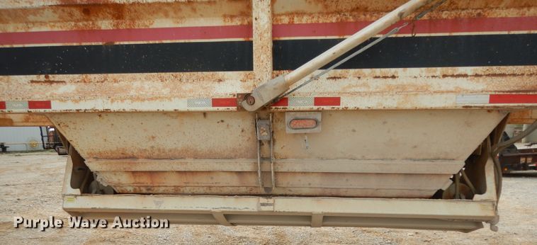 image for item DF0296 2013 Dakota  bottom dump trailer