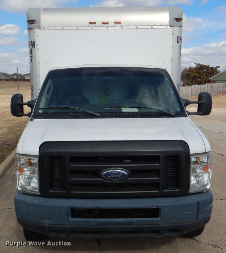 image for item DH7332 2012 Ford E350 Super Duty  box truck
