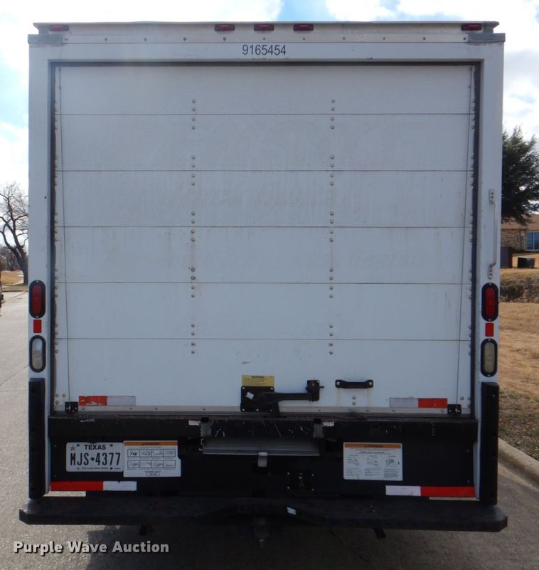 image for item DH7332 2012 Ford E350 Super Duty  box truck