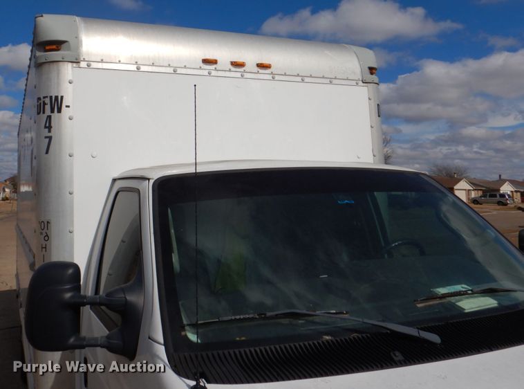 image for item DH7332 2012 Ford E350 Super Duty  box truck