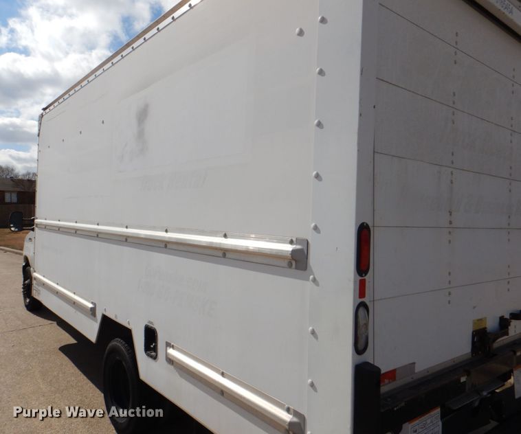 image for item DH7332 2012 Ford E350 Super Duty  box truck