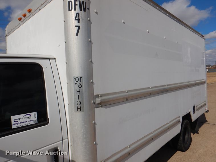 image for item DH7332 2012 Ford E350 Super Duty  box truck