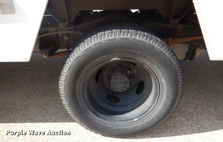 image for item DH7332 2012 Ford E350 Super Duty  box truck