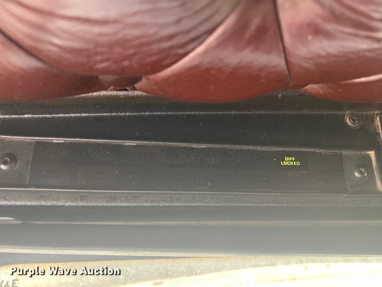 image for item DH8154 1994 Kenworth T800  semi truck