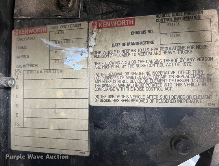 image for item DH8154 1994 Kenworth T800  semi truck