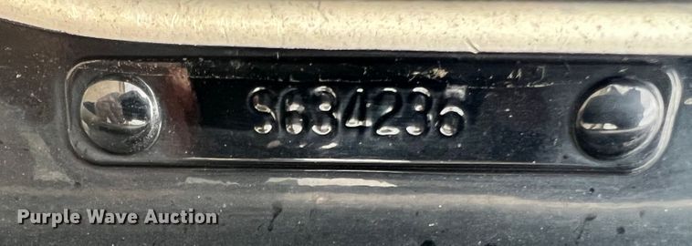 image for item DH8154 1994 Kenworth T800  semi truck