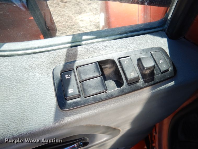 image for item DH8860 2015 Kenworth T880  semi truck