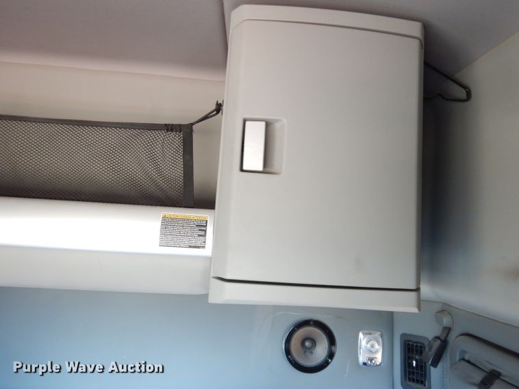 image for item DH8860 2015 Kenworth T880  semi truck