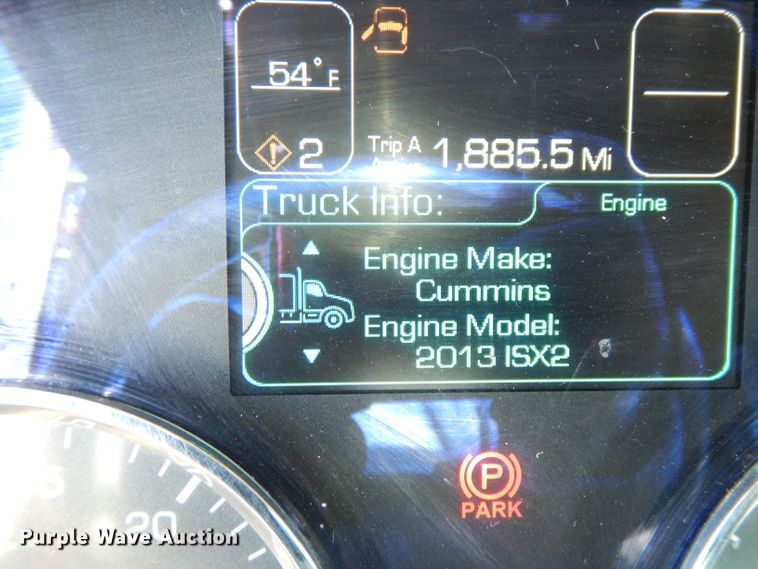 image for item DH8860 2015 Kenworth T880  semi truck