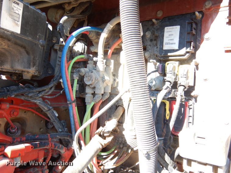 image for item DH8860 2015 Kenworth T880  semi truck