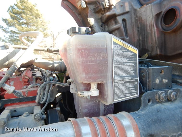 image for item DH8860 2015 Kenworth T880  semi truck