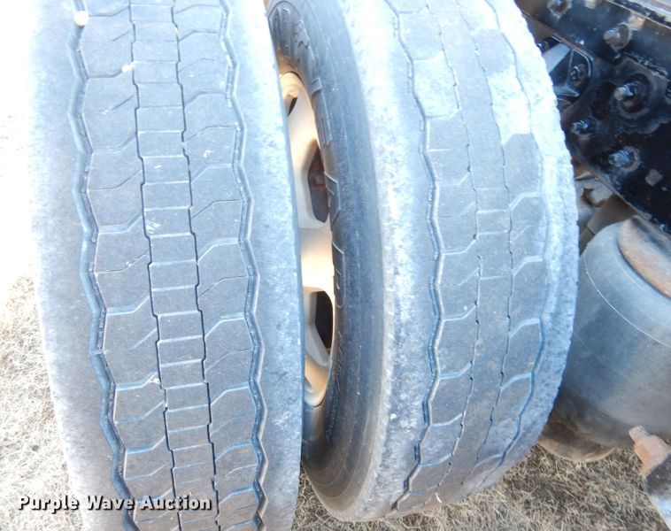 image for item DH8860 2015 Kenworth T880  semi truck