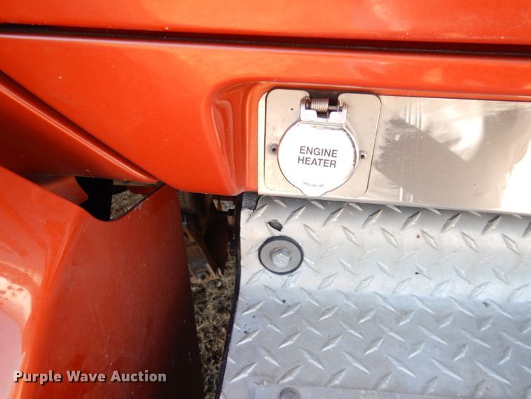 image for item DH8860 2015 Kenworth T880  semi truck