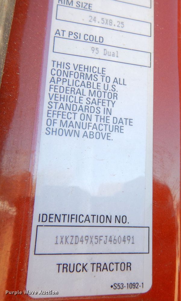 image for item DH8860 2015 Kenworth T880  semi truck