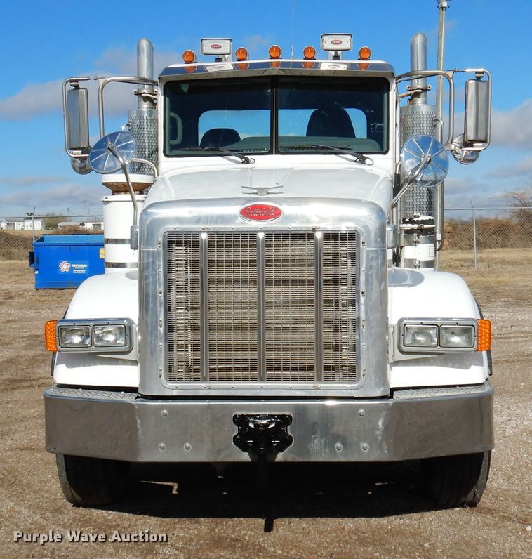 image for item DJ0805 2007 Peterbilt 357  semi truck