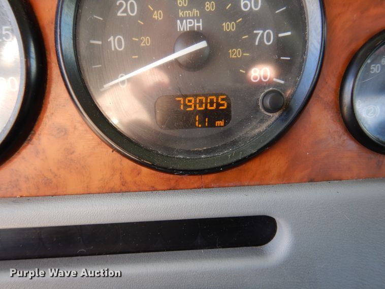 image for item DJ0805 2007 Peterbilt 357  semi truck