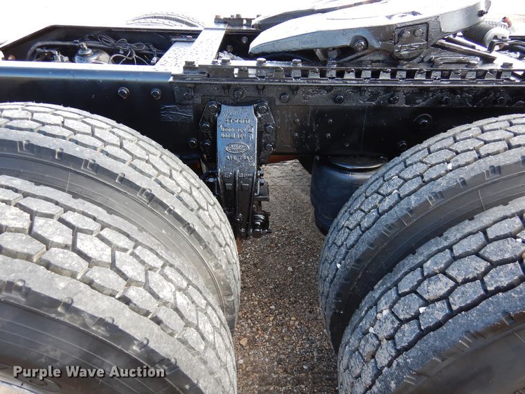 image for item DJ0805 2007 Peterbilt 357  semi truck