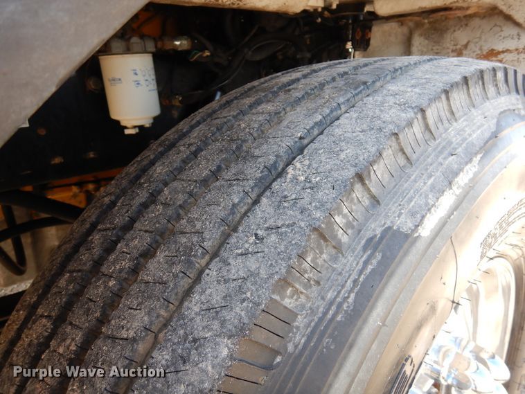 image for item DJ0805 2007 Peterbilt 357  semi truck