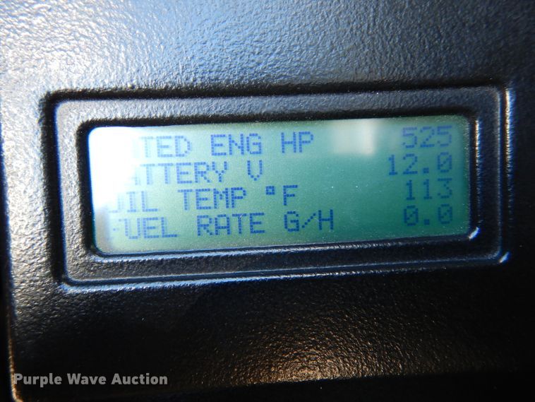 image for item DJ0806 2001 Peterbilt 378  semi truck