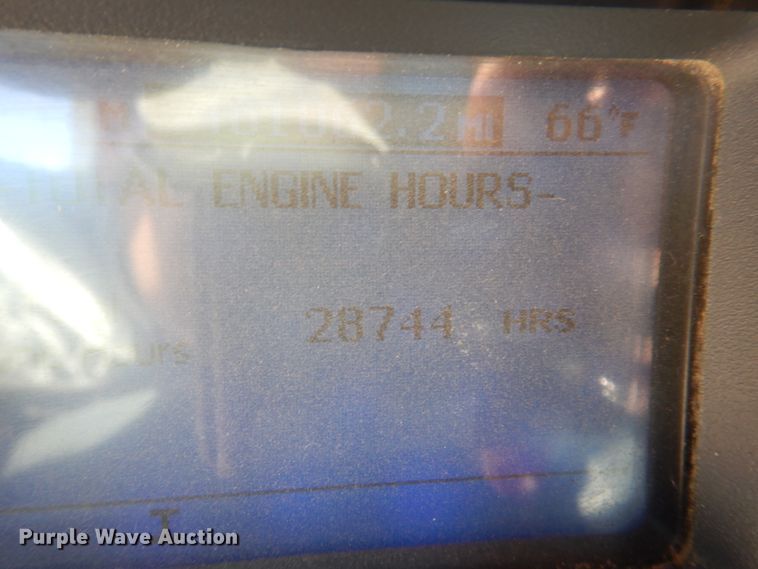 image for item DJ0807 2013 Mack CHU613  semi truck