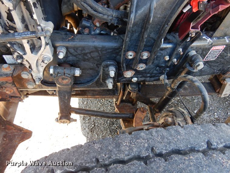 image for item DJ0807 2013 Mack CHU613  semi truck