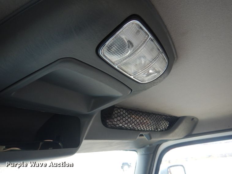 image for item DJ1251 2018 International LT62F  semi truck